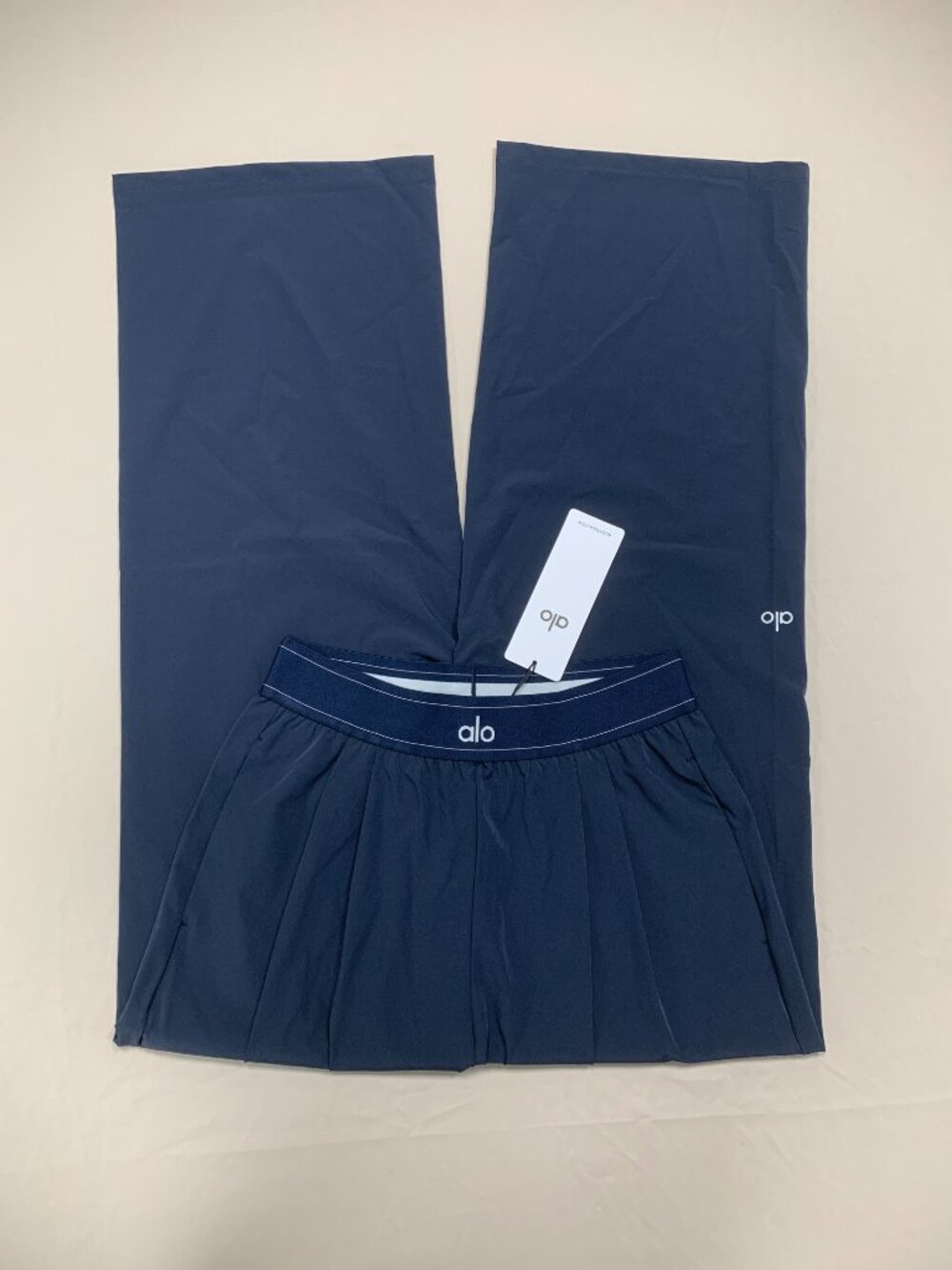 New ALO Yoga Navy Luxe Trouser π XXS XS 30" Inseam - Picture 5 of 9